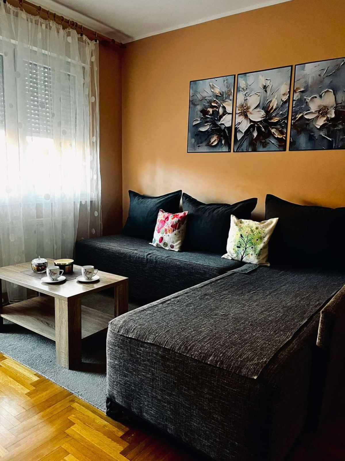 Apartman Milkovic 2 Sombor Dış mekan fotoğraf